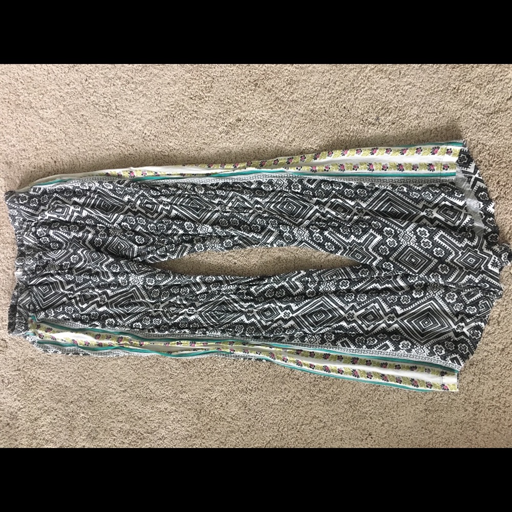 Billabong low rise hippie pants